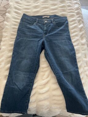 Levi's Women's Straight Leg Jeans in Deep Indigo